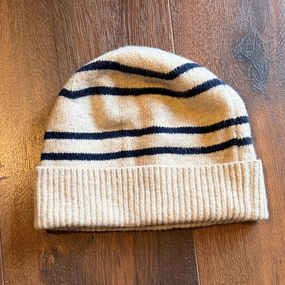 Aerie Beige and Blue Classic Striped Cuffed UnREAL Beanie Winter Hat Women OSFM